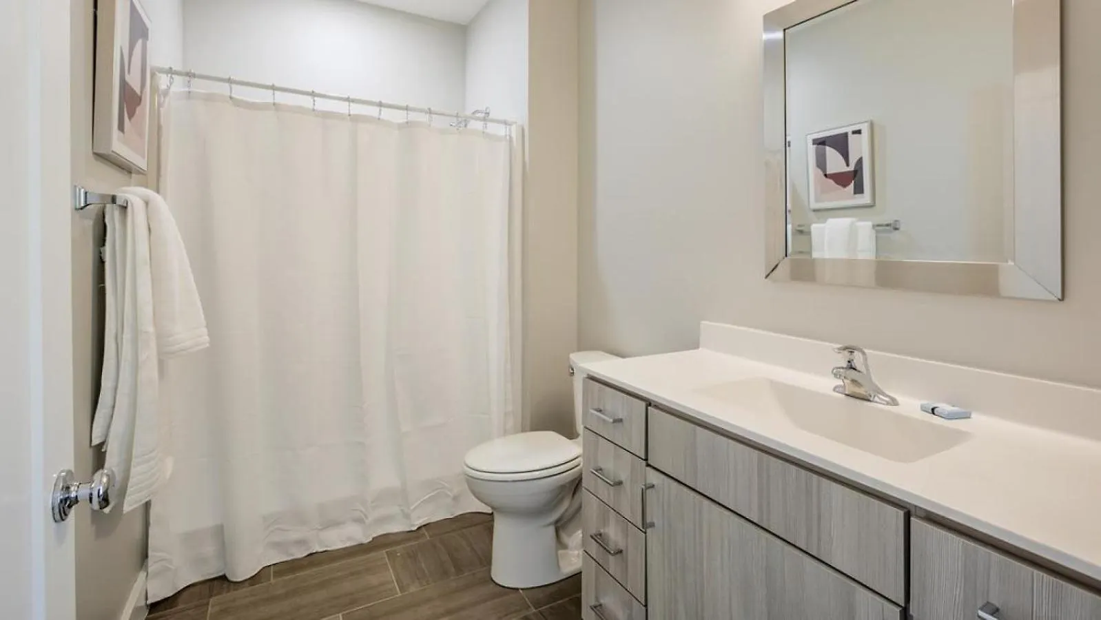 Apartment Landing At Pine 25 North End - 1 Bedroom In Tryon Hills Charlotte