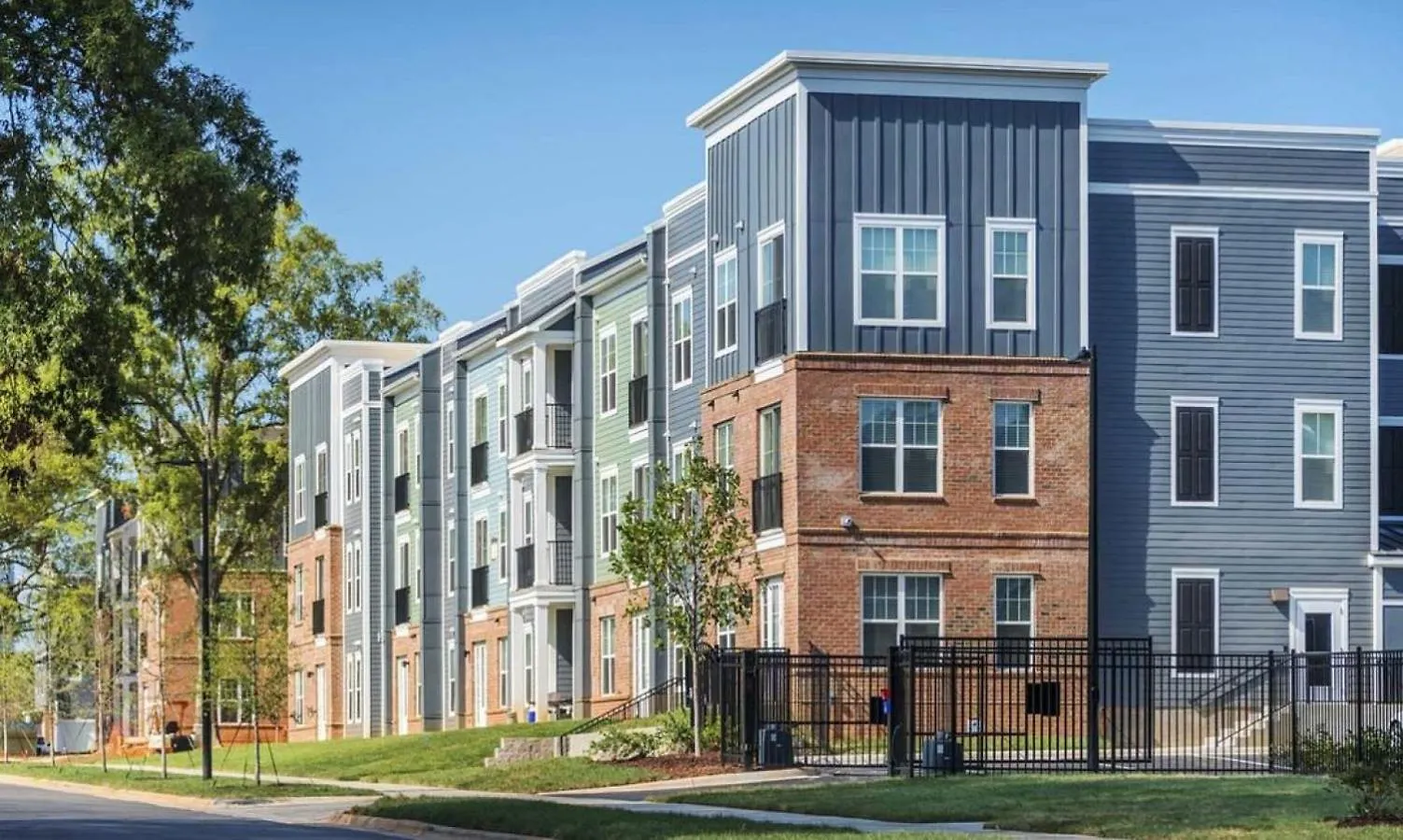 Apartment Landing At Pine 25 North End - 1 Bedroom In Tryon Hills Charlotte